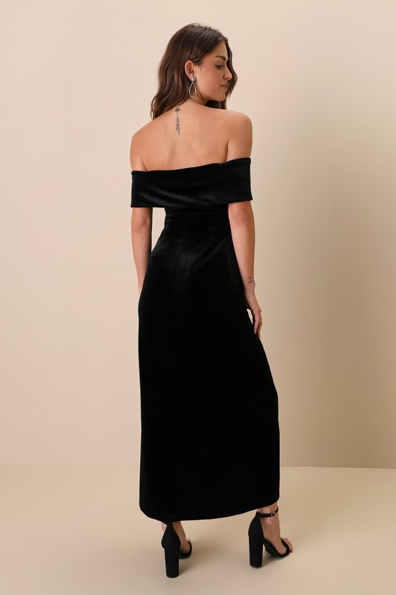 I'm Enchanted Navy Blue Velvet Off-the-Shoulder Maxi Dress