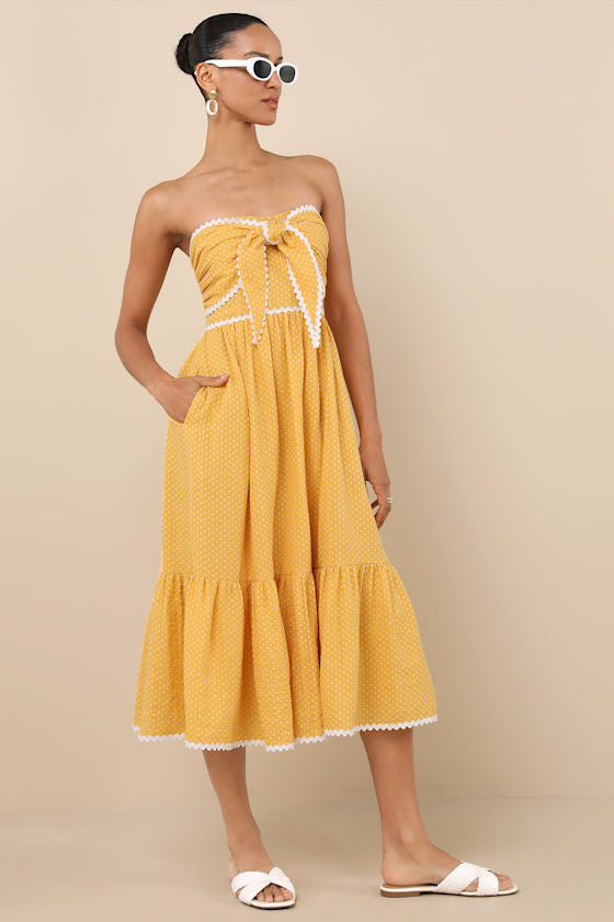 Delightful Design Light Green Polka Dot Midi Dress With Pockets