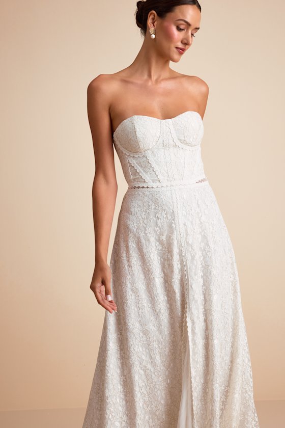 Eldoria White Lace Strapless Bustier Maxi Dress