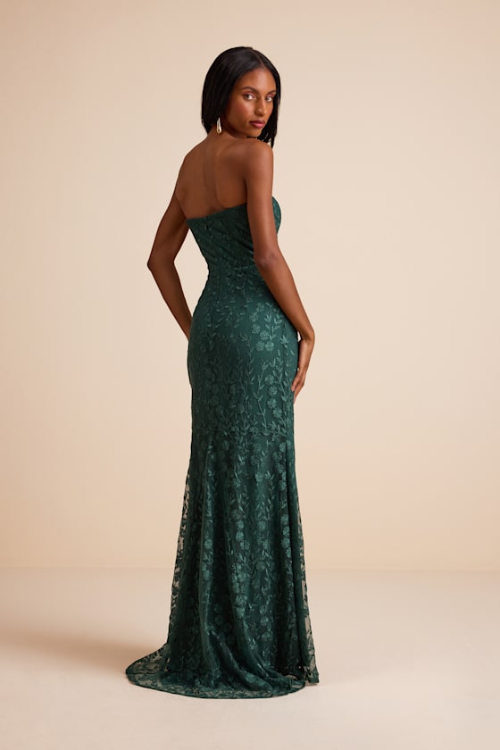 Romantic Beauty Red Floral Embroidered Strapless Maxi Dress