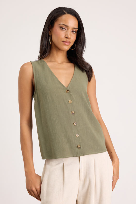 Casually Sophisticated Blue Linen Button-Front Top