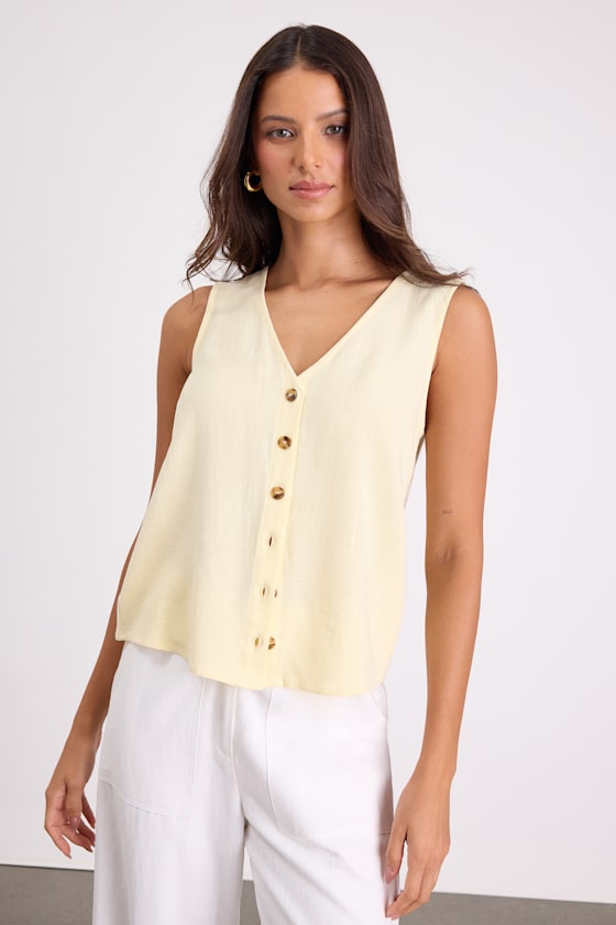 Casually Sophisticated Brown Linen Sleeveless Button-Front Top