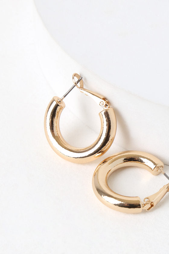 Tantalizing Gold Hoop Earrings