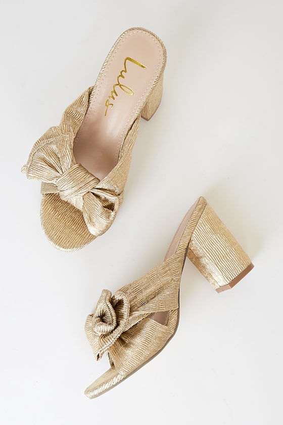 Dorothea Ivory Knotted High Heel Sandals