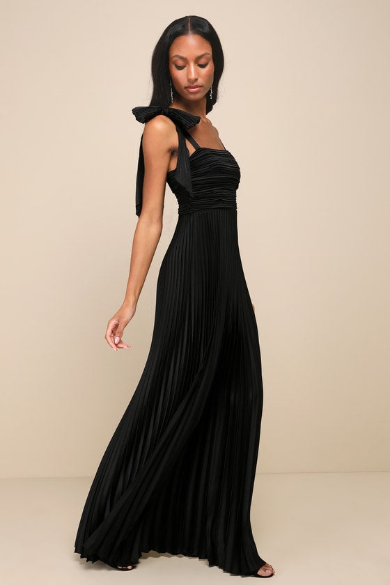 Gorgeous Purpose Navy Floral Pleated Sleeveless Bow Maxi Dress