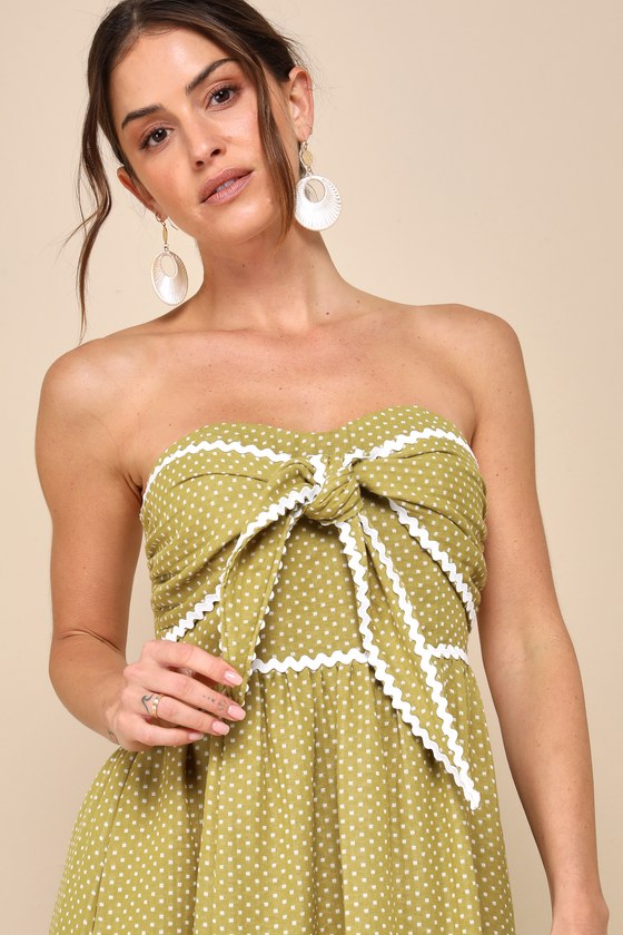 Delightful Design Light Green Polka Dot Midi Dress With Pockets
