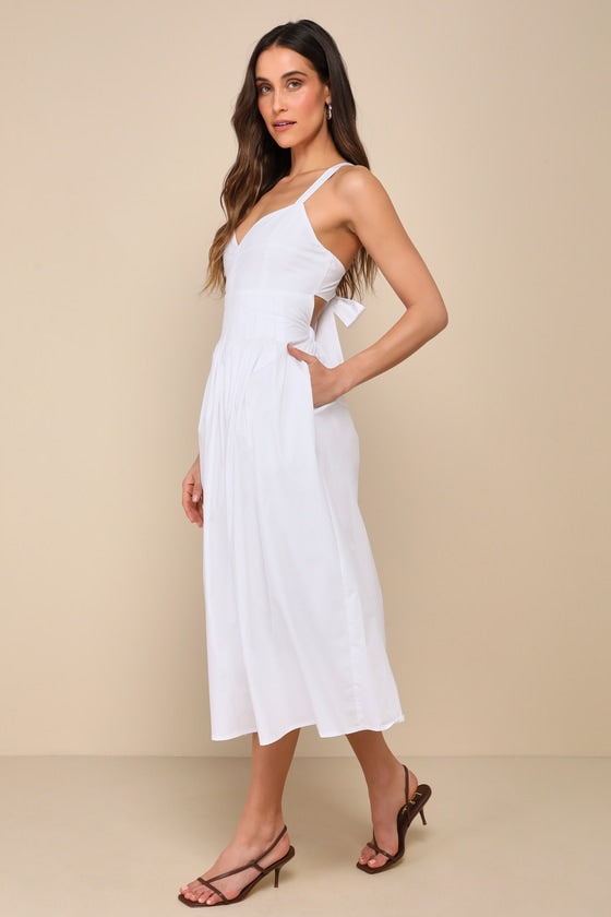 Strolling Sicily White Pleated Backless Midi Dress With Pockets #Color_White