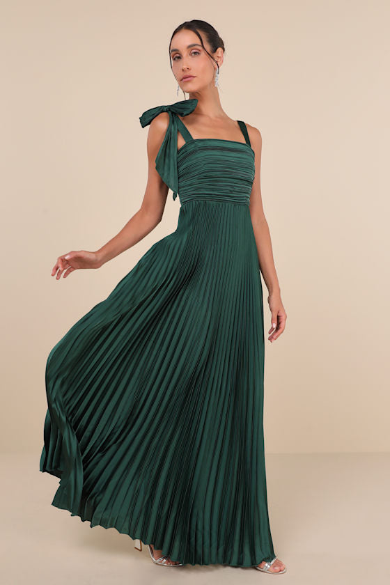 Gorgeous Purpose Navy Floral Pleated Sleeveless Bow Maxi Dress