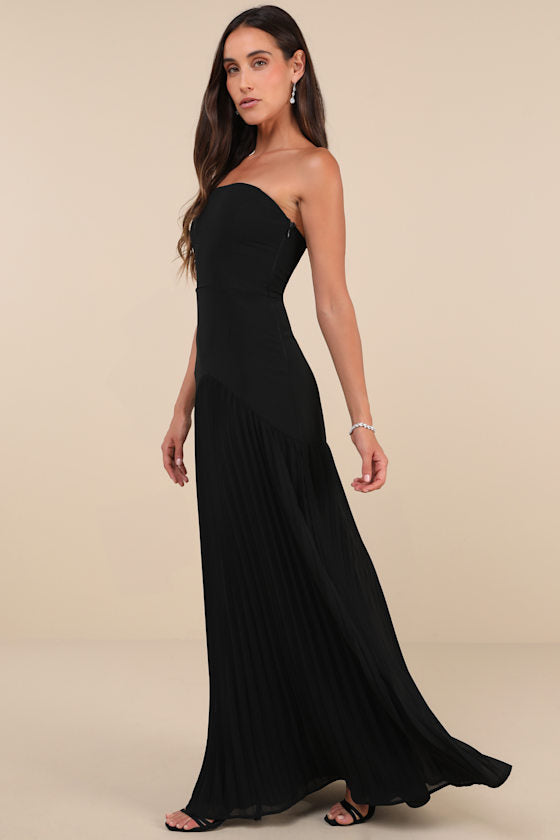 Celebratory Aesthetic Black Pleated Strapless Maxi Dress #Color_Black
