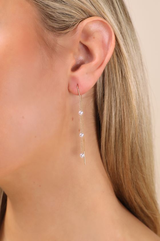Simply Memorable Gold Pearl Threader Earrings #Color_Gold