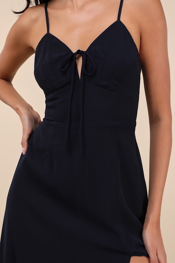 Marveled Beauty Black Sleeveless Tie-Front Maxi Dress