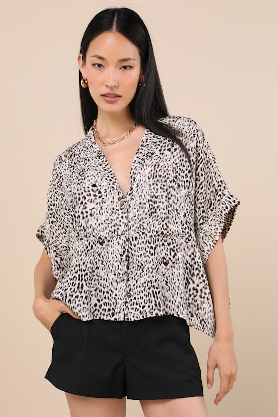 Island Style Orange Floral Print Button-Up Short Sleeve Top