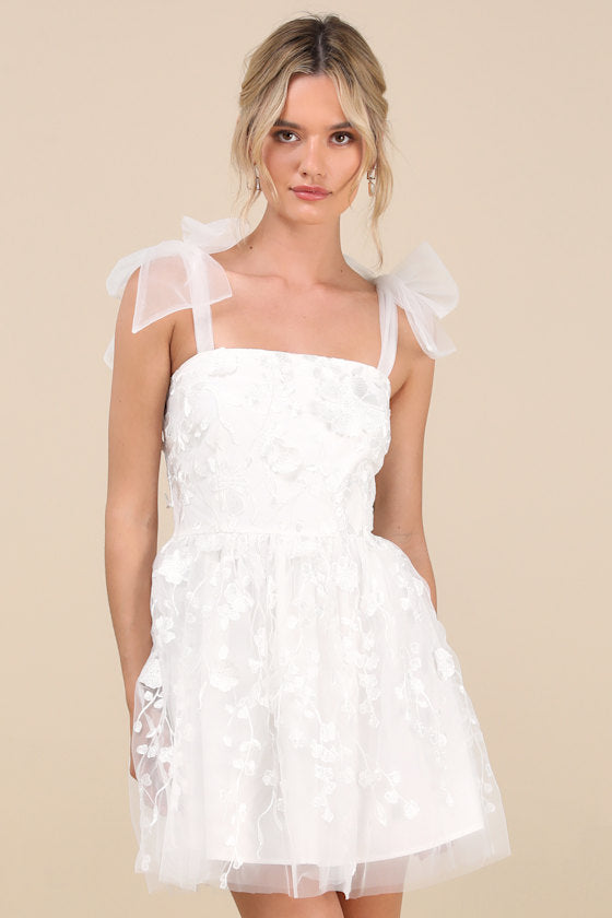 Classic Romance White 3D Floral Applique Tie-Strap Mini Dress #Color_White