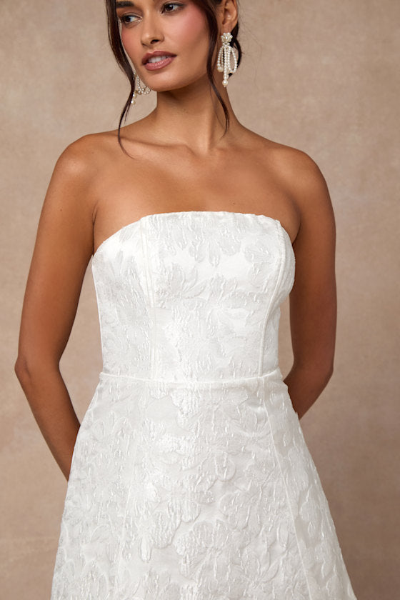 Tressa White Floral Jacquard Strapless Maxi Dress #Color_White