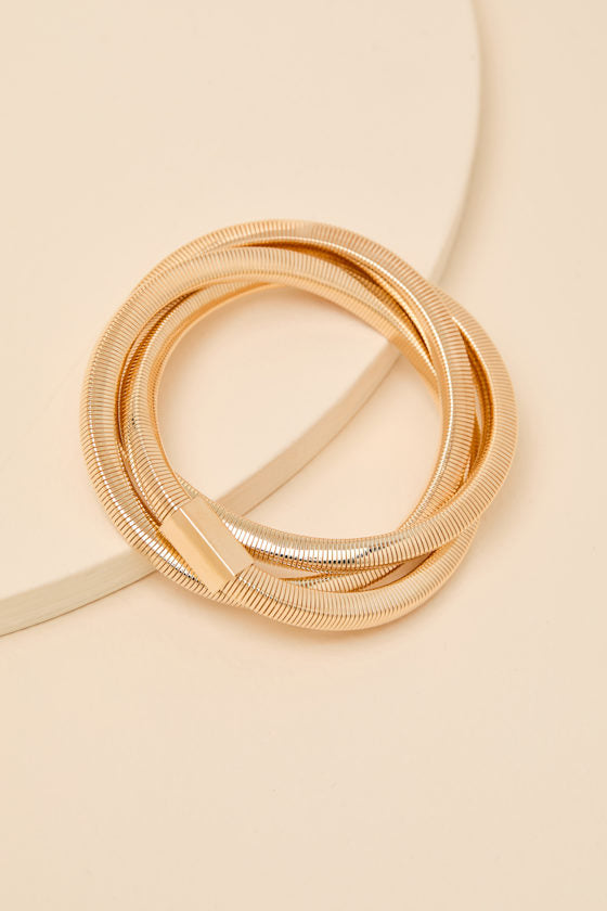 Davia Gold Coiled Interlocking Bracelet #Color_Gold