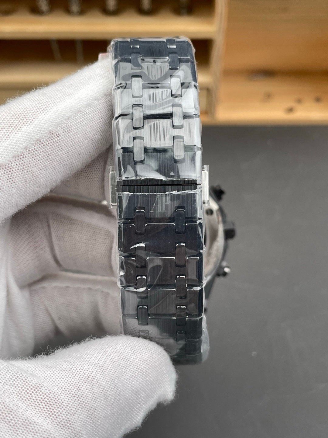 Royal Oak Series Watch 26240 "Black King Kong" (with warranty card) / 41mm