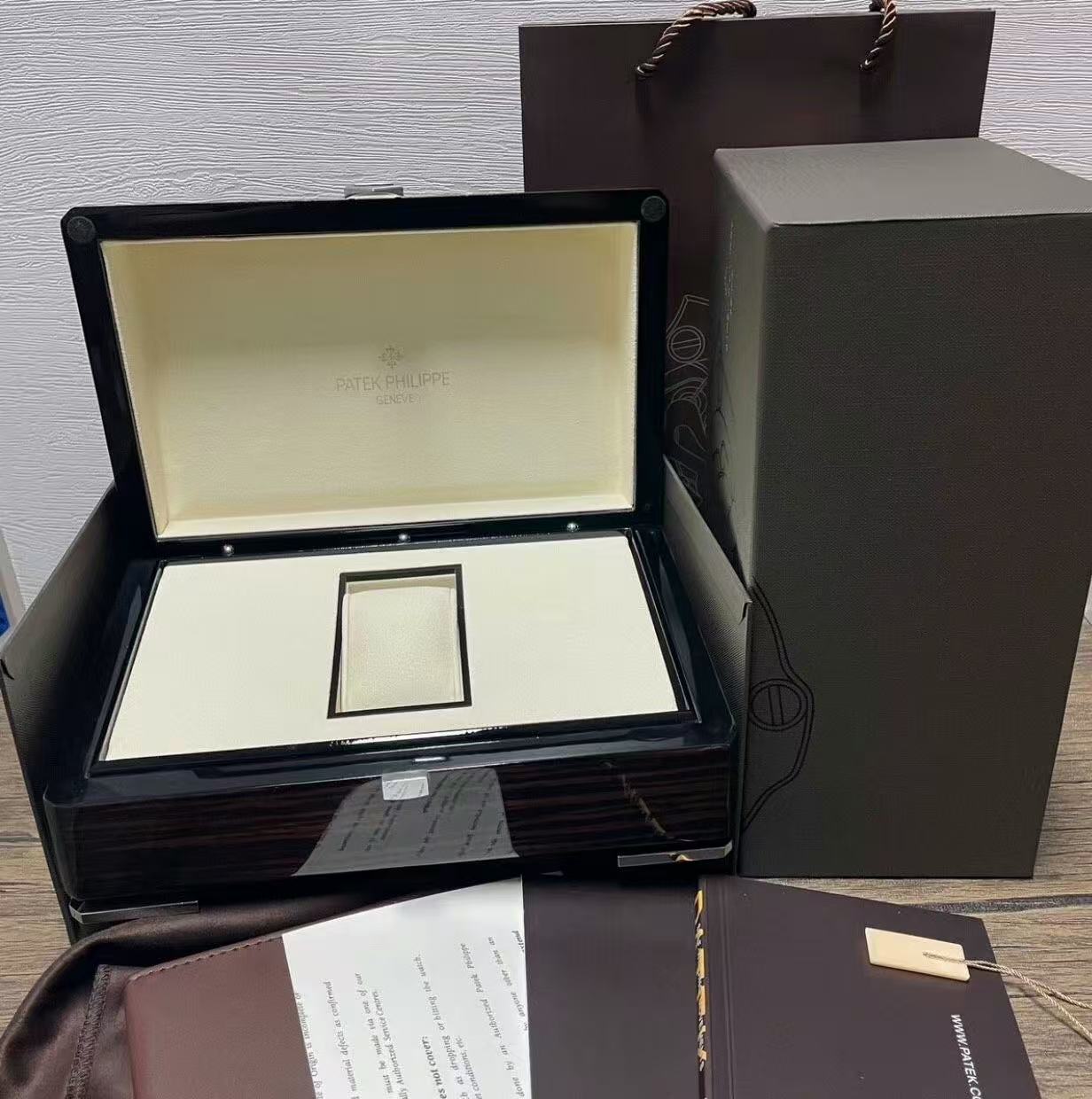 Patek Philippe 5968R-001 Rose Gold Aquanaut Chronograph 42mm case diameter